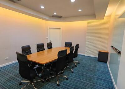 For RENT : Office Ekkamai / 4 Bedroom / 4 Bathrooms / 283 sqm / 184000 THB [R11794]