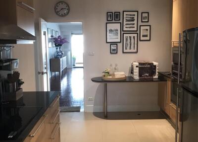 3 Bedrooms 3 Bathrooms Size 265sqm. Tower Park for Rent 120,000 THB