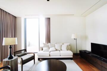 3 Bedrooms 4 Bathrooms Size 260sqm. The Sukhothai Residence  for Rent 190,000 THB