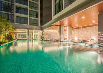 For Rent 1 Bed 1 Bath Condo The Room Sukhumvit 69 only 100m from BTS Phra Khanong