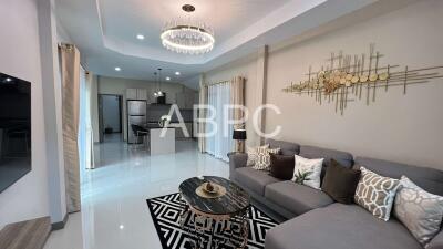 4 Bedrooms 5 Bathrooms House for Sale in Na Jomtien