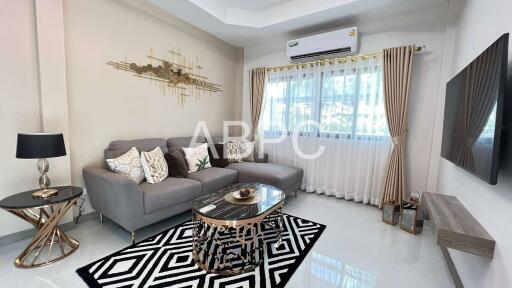 4 Bedrooms 5 Bathrooms House for Sale in Na Jomtien