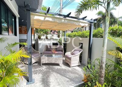 4 Bedrooms 5 Bathrooms House for Sale in Na Jomtien