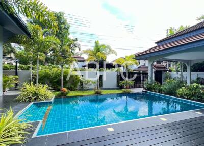 4 Bedrooms 5 Bathrooms House for Sale in Na Jomtien