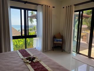 Beautiful Sea View Villa in Cape Panwa