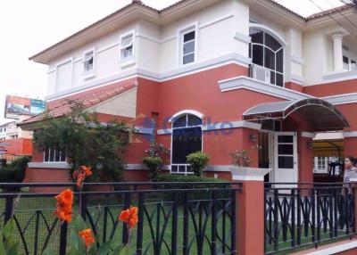 4 Bedrooms House in Central Park 3 Central Pattaya H010844