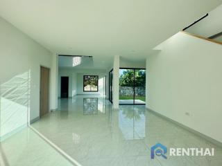 Brand new 2 storey  modern nordic style house for sale in Pattaya