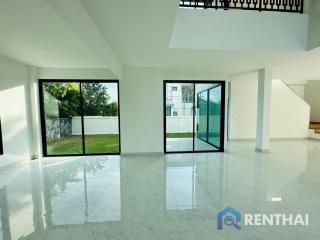 Brand new 2 storey  modern nordic style house for sale in Pattaya