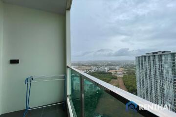 ขายคอนโดใกล้หาดจอมเทียน Dusit Grand Condo View 1 ห้องนอน วิวทะเลชั้นสูง