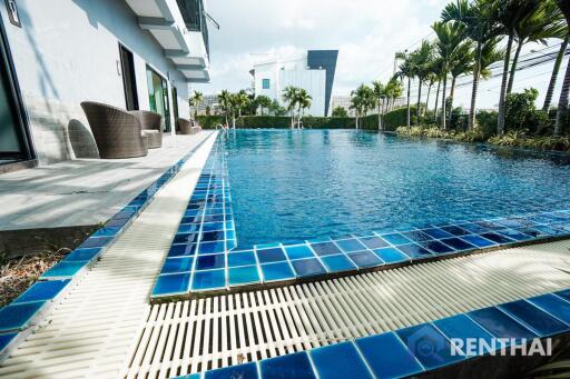 ขายคอนโดใกล้หาดจอมเทียน Dusit Grand Condo View 1 ห้องนอน วิวทะเลชั้นสูง