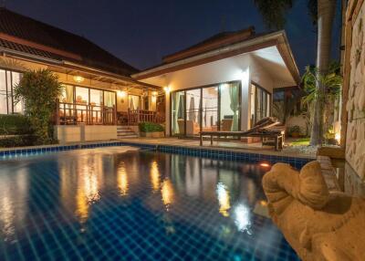 Baan Araya : 3 Bed Pool Villa On Soi 102