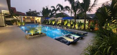 RAW7337: Five Bedroom Pool Villa in Rawai