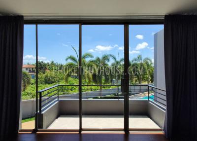 TAL7295: Residence with 5 Villas in Thalang area