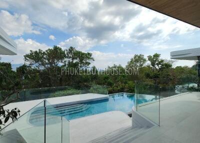 LAY7284: 3 Bedroom 4 Bathroom Luxury Villa in Layan