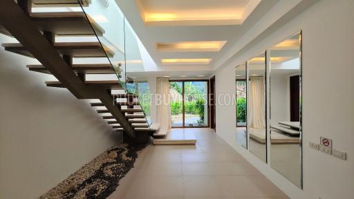 NAT7212: Four Bedroom Sea View Villa in Nai Thon