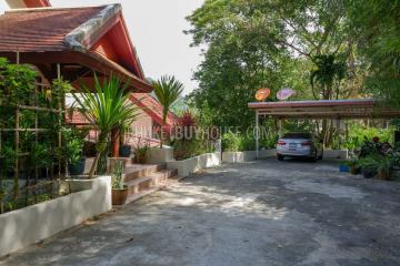 PAT7206: Three Bedroom Villa on a Hill Above Patong