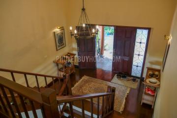 PAT7206: Three Bedroom Villa on a Hill Above Patong