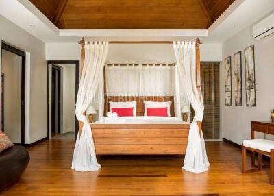 RAW7198: Tropical Three Bedroom Villa in Rawai