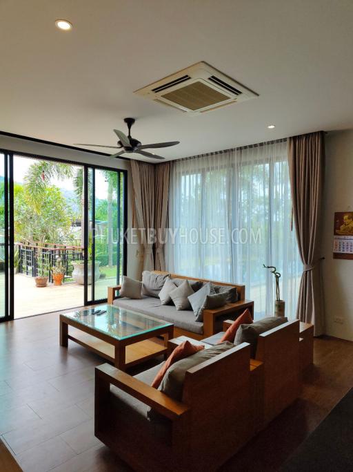 NAI7183: 4 Bedroom Pool Villa in Nai Harn