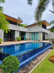 NAI7183: 4 Bedroom Pool Villa in Nai Harn