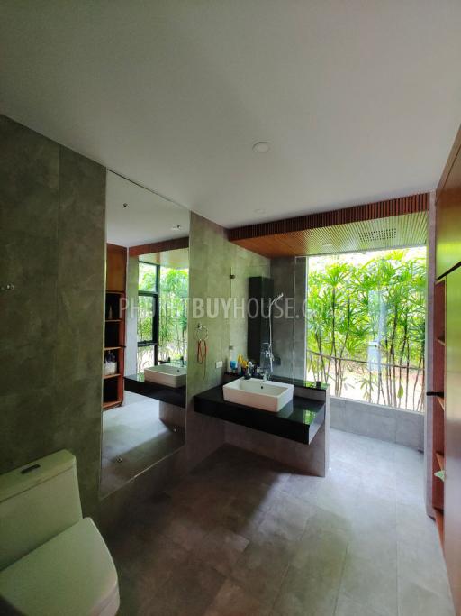 NAI7183: 4 Bedroom Pool Villa in Nai Harn