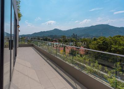 BAN7182: 3 Bedroom Penthouse in Short Distance to Bang Tao Beach