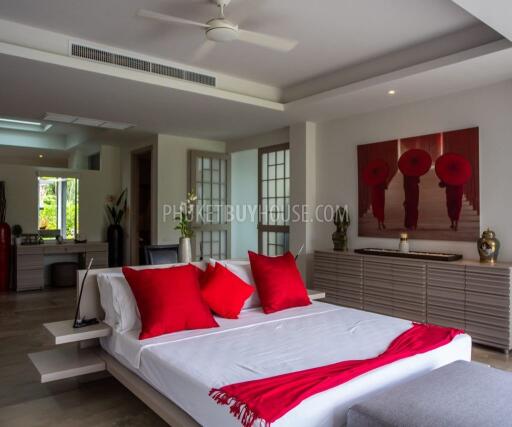 CHE7173: Four+1 Bedroom Villa with Big Land Plot in Cherngtalay