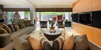 SUR7152: Luxurious 5-Bedrooms Apartment near Surin Beach