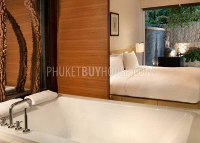 SUR7152: Luxurious 5-Bedrooms Apartment near Surin Beach