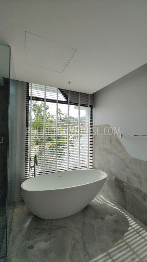 LAY7098: 5-Bedroom Villa of Tremendous Size in Layan Area