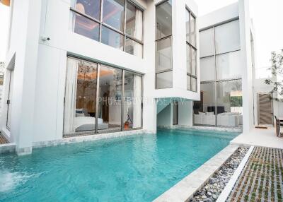 BAN7093: Two Storey, Three Bedroom Pool Villa in Bang Tao