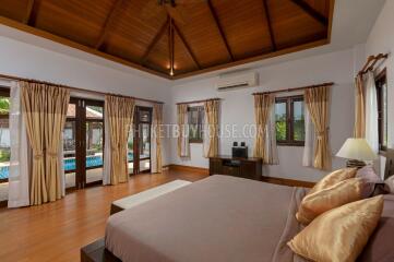 BAN7086: 4 Bedrooms Pool Villa in Bang Tao