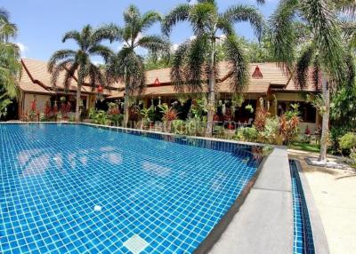 EAS7085: Grand Residence with Splendid Pool in Paklok, Thalang