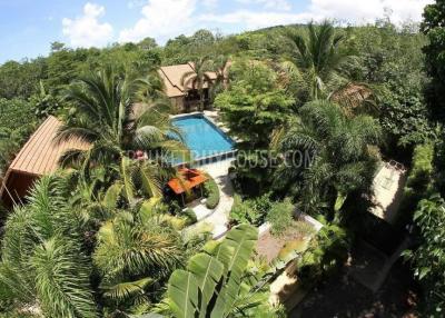 EAS7085: Grand Residence with Splendid Pool in Paklok, Thalang