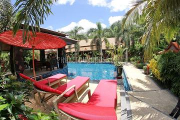 EAS7085: Grand Residence with Splendid Pool in Paklok, Thalang