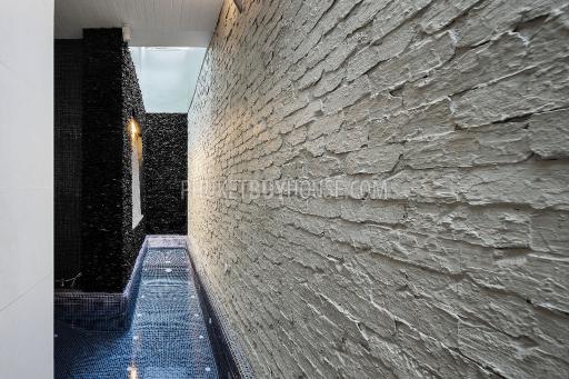 PAT7070: Villa with Outstanding Design Close to Patong