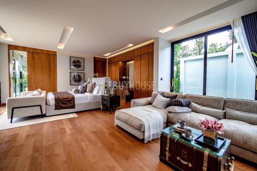 BAN7068: 4 Bedroom Villas in Trendy Bang Tao Area