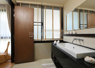 BAN7045: Nicely Decorated Townhouse in Bang Tao Area