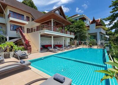 PAT7022: 7-bedroom Villa with View at Patong