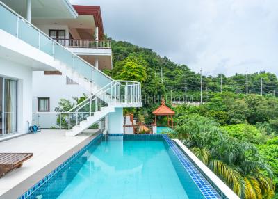 KAT7004: Luxurious Sea View Villa in Kata Beach Area