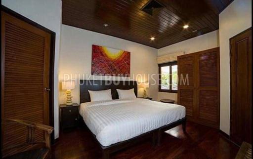 SUR6932: Lakeside villa in Surin