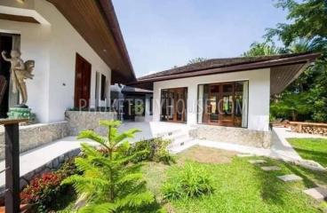 SUR6932: Lakeside villa in Surin