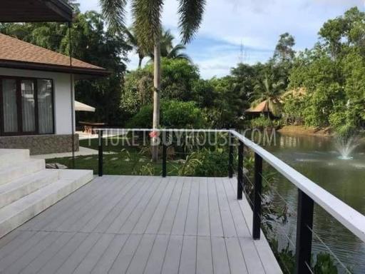 SUR6932: Lakeside villa in Surin