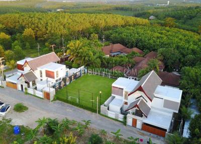 BAN6848: Complex of 2 Villas with a football field in Bang Tao area
