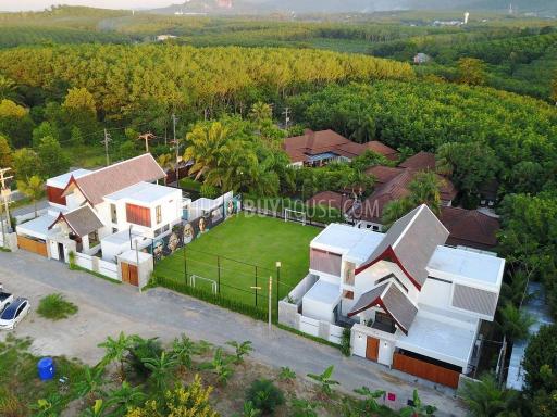 BAN6848: Complex of 2 Villas with a football field in Bang Tao area