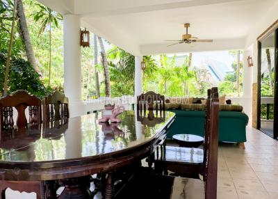 NAI6799: 4 bedroom villa surrounded by a tropical garden in Nai Harn area