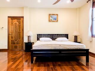 NAI6799: 4 bedroom villa surrounded by a tropical garden in Nai Harn area