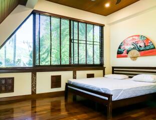 NAI6799: 4 bedroom villa surrounded by a tropical garden in Nai Harn area