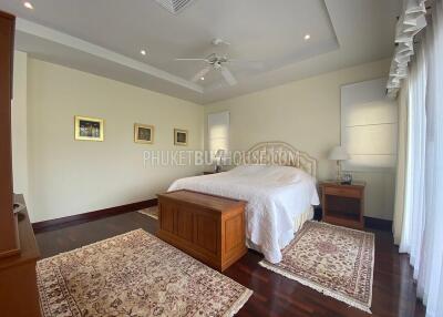 SUR6769: 5 Bedroom Villa in Surin