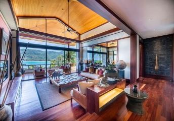 KAM6753: Luxury Penthouse with Panoramic Sea Views in Kamala